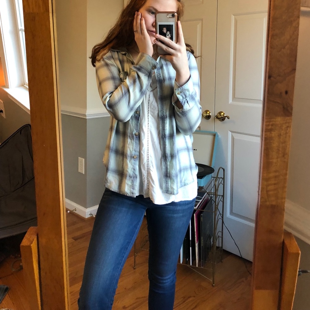 American Eagle Flannel Top
